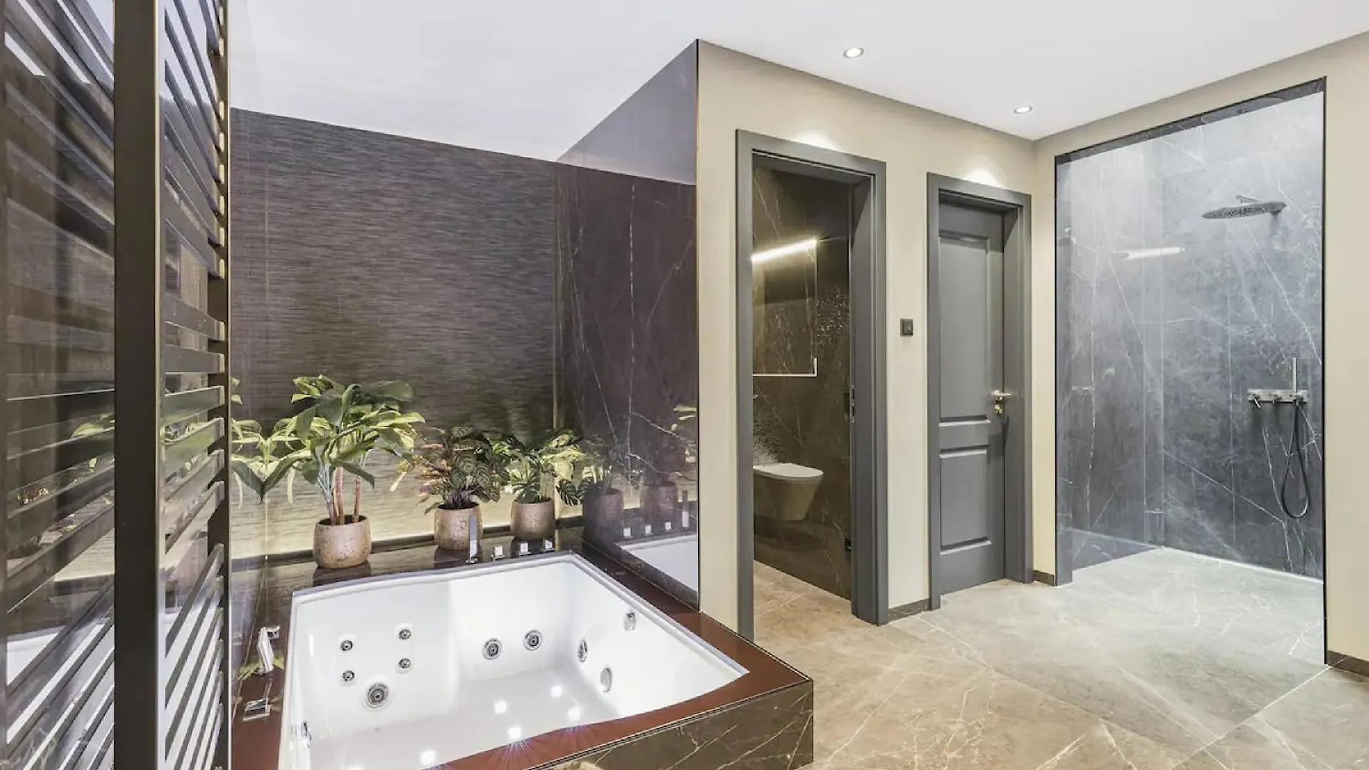 Luxus-Wohnung In Munchen 아파트 뮌헨